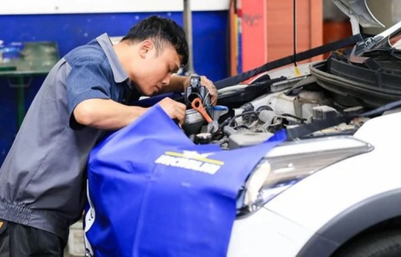 Nhiều chủ xe ô tô sẽ phải ân hận vì suy nghĩ “chạy quá một chút rồi thay dầu cũng chả sao”